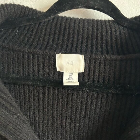 H&M Sz S Nautical Coastal Knit Black And White Strip 1 4 Zip Relaxed Sweater - Picture 8 of 9